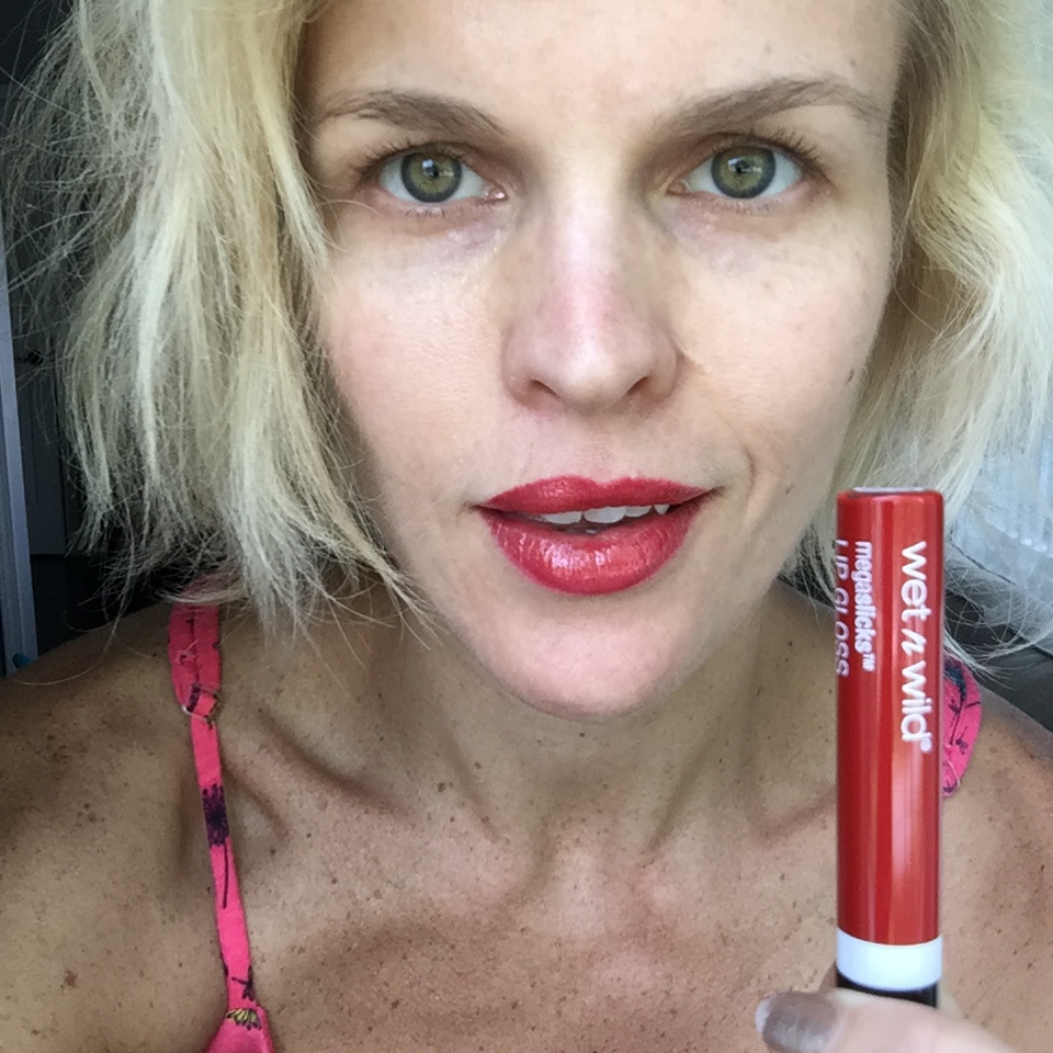 Wet n Wild Megaslicks Lip Gloss in My Cherry Amour